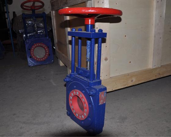 Seamless gate valve