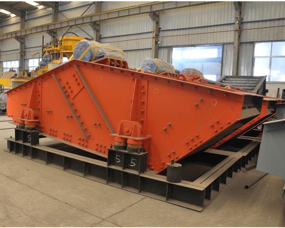 High-efficiency multi-frequency dewatering screen